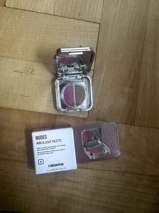 Rabanne Mini Blushy Palette-Koloryzujący róż w formie balsamu