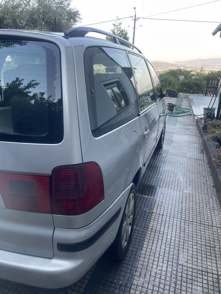 Seat Alhambra 7 Lugares - Bom Preço
