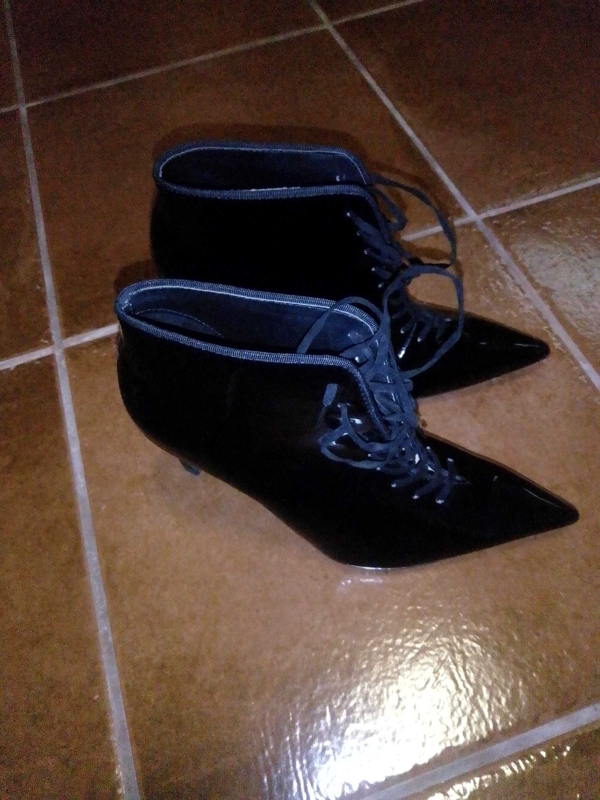 Botas de cano baixo