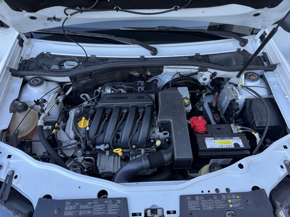 Dacia Duster 1.6 mpi 4*4 з Швейцарії