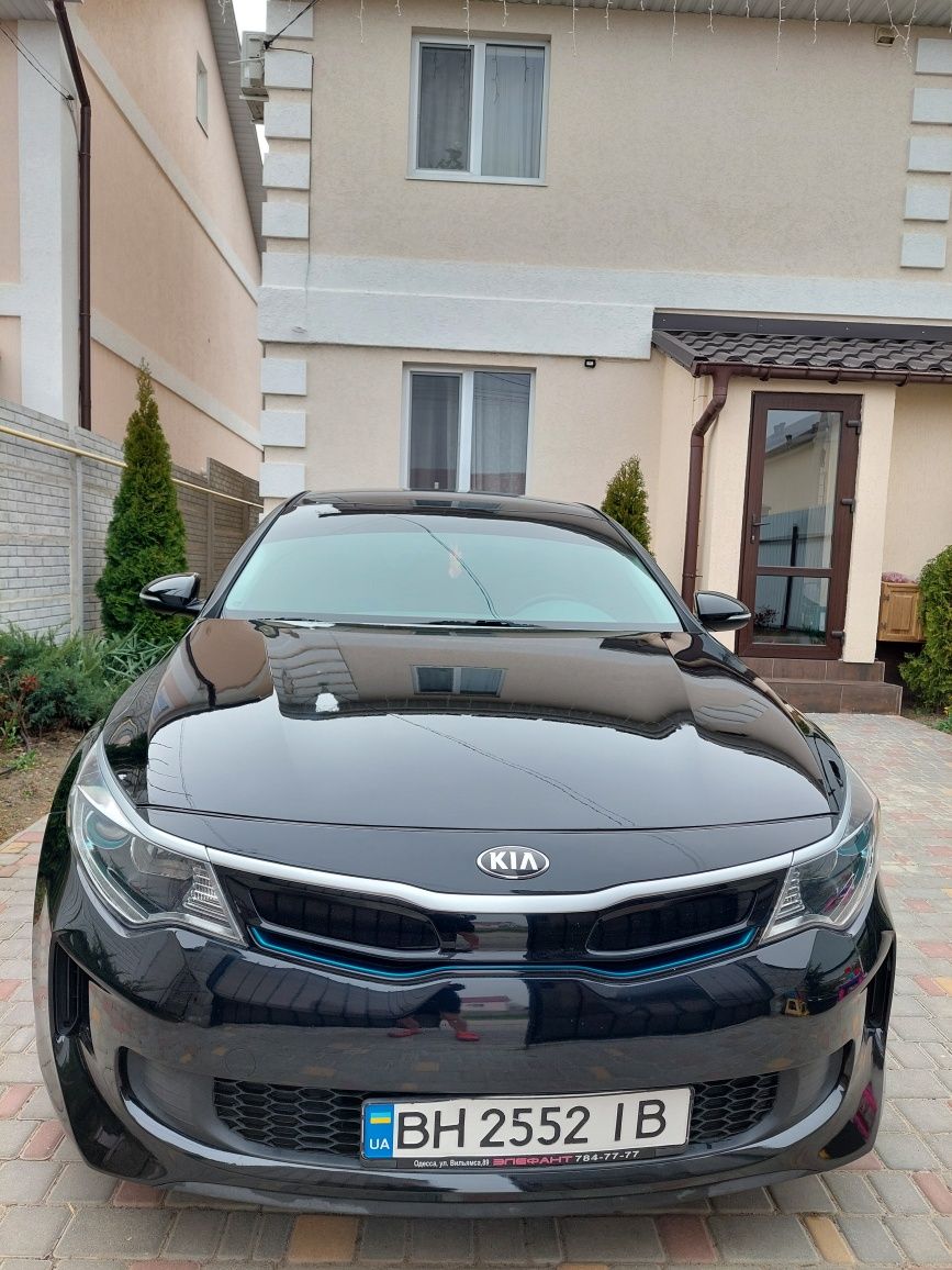 Kia Optima Hybrid Plug-in,  2016г.