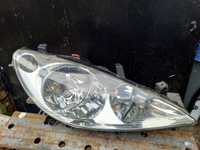 Peugeot 307 lampa przednia prawa Valeo