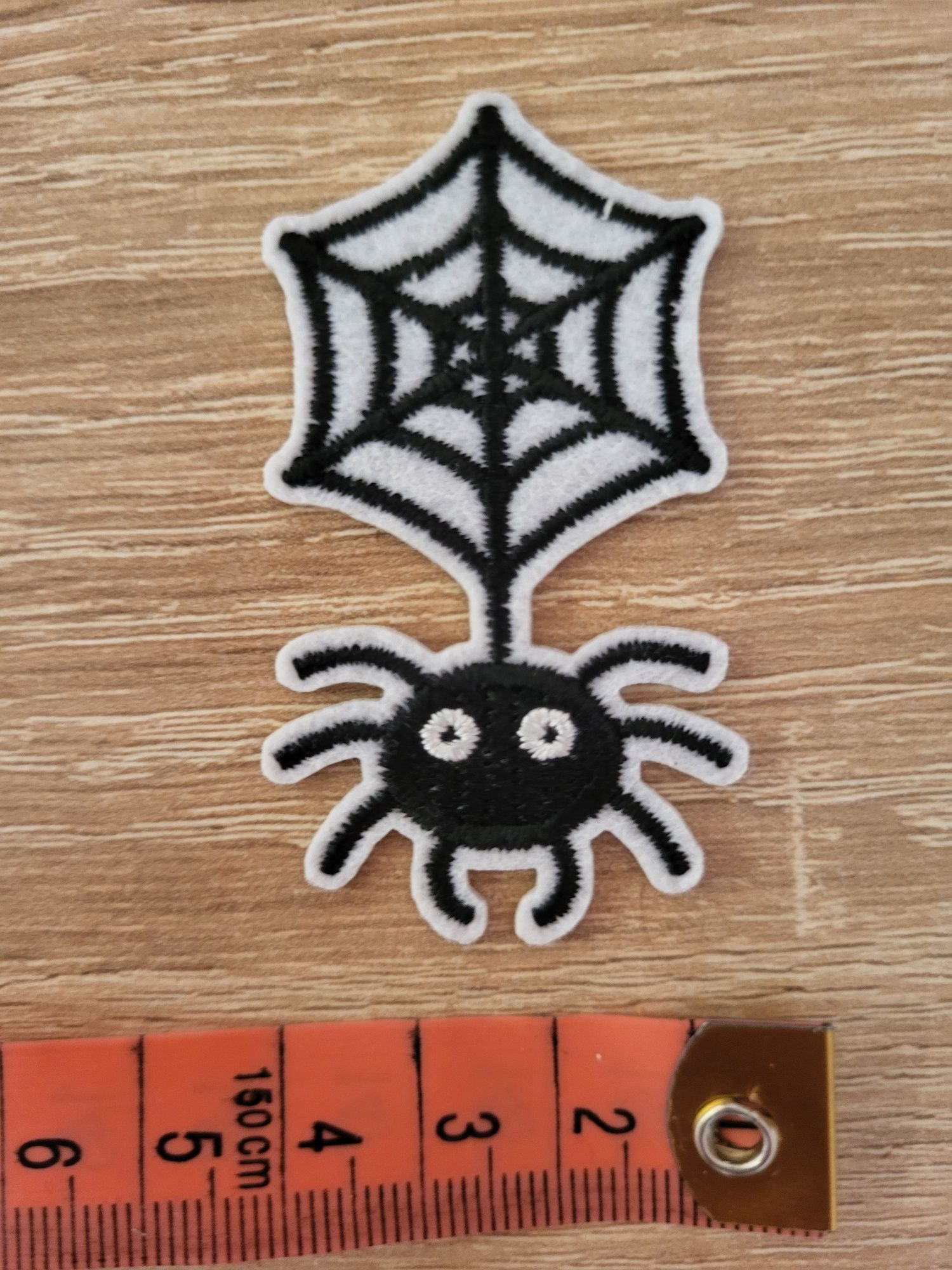 Naprasowanka pająk czarny z siecią na ubranie