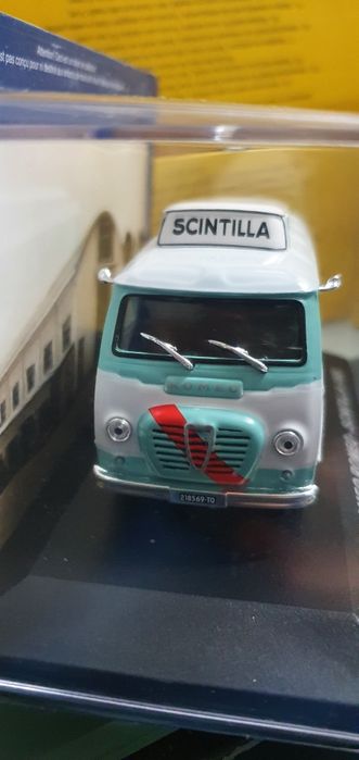 Miniatura Alfa Romeu Romeu scintilla 1956 altaya
