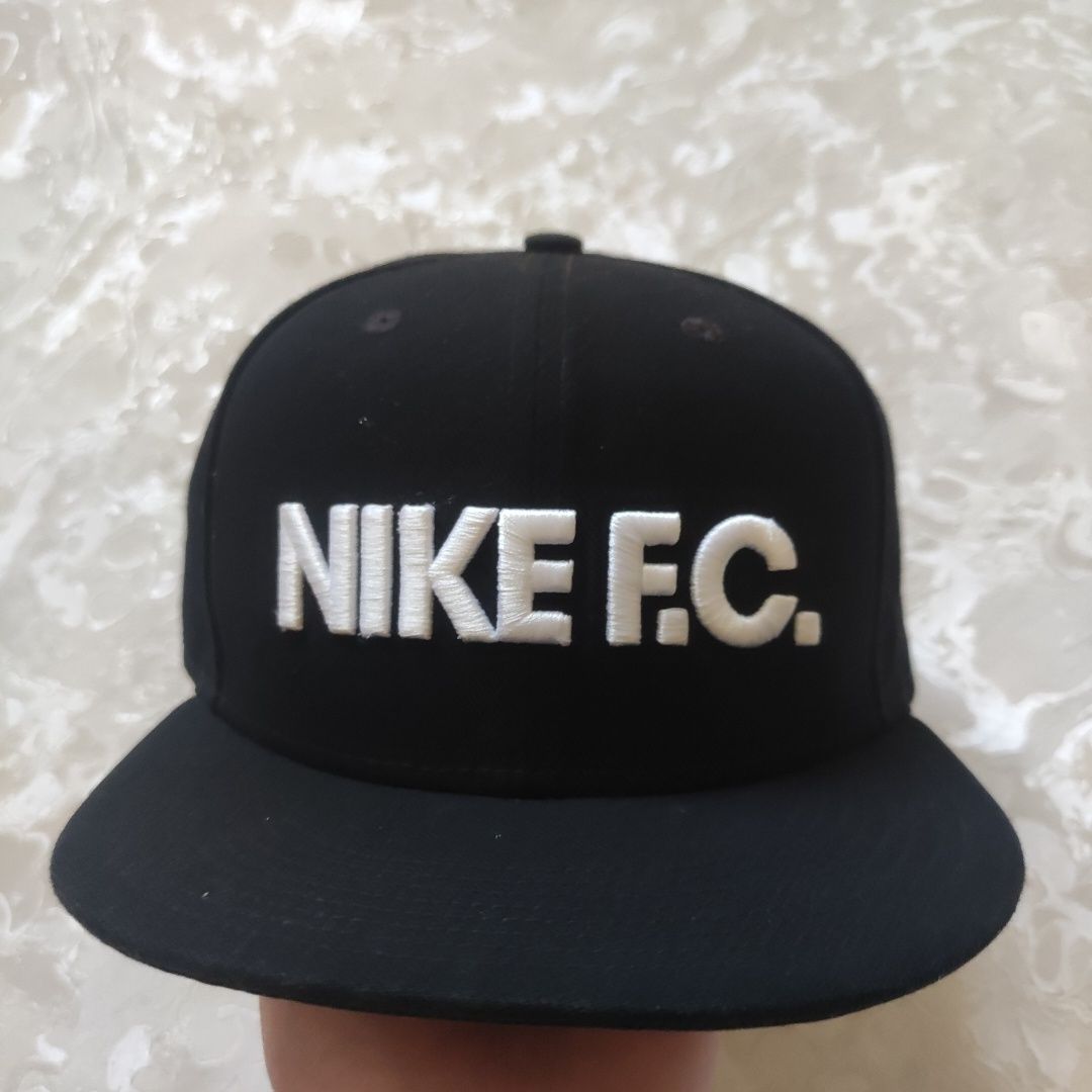 Бейсболка  NIKE FC