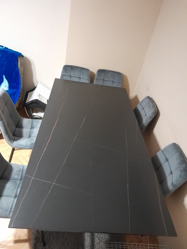 Szklany stol + 6 krzeseł