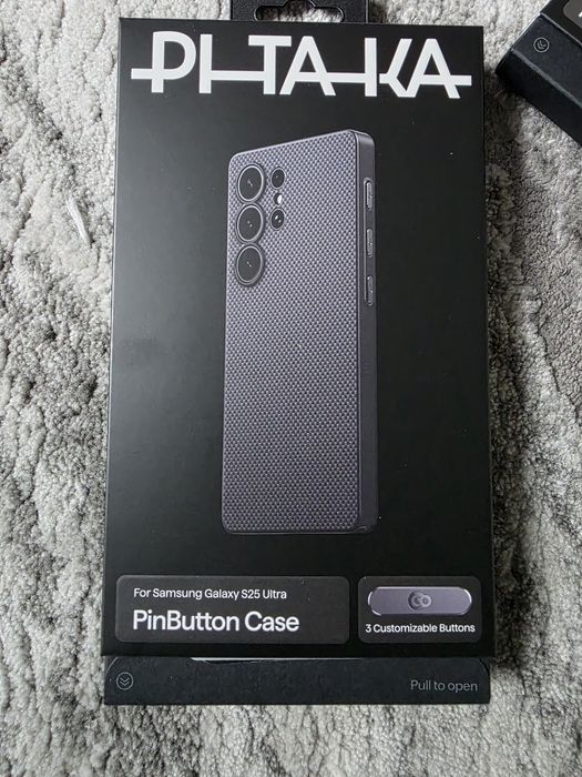 Case  Pitaka Pinbutton