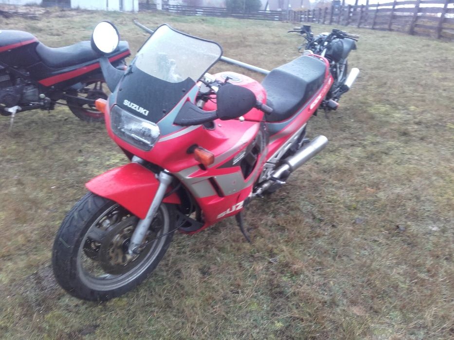 suzuki gsxf750 gsxf 750 silnik lagi koło tarcze gaźniki licznik części