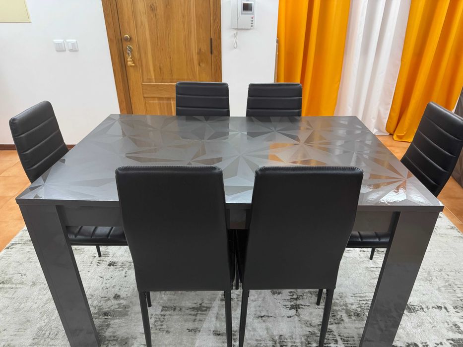 Mobília de sala de jantar e estar