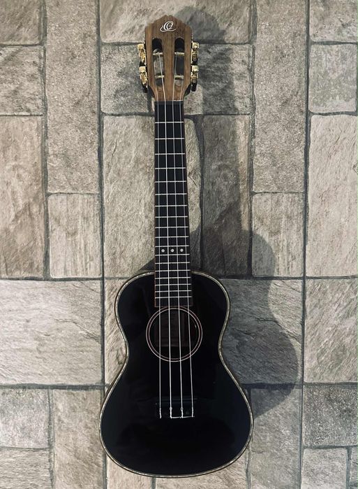 Ukulele Ortega RUOX-CC – jak nowe