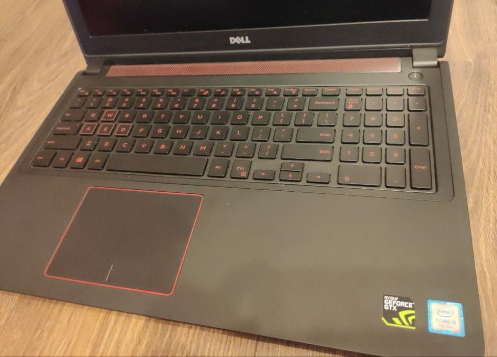 Mocny Dell Inspirion 5577 i5 16GB ram 1TB SSD GTX1050 4GB NOWA BATERIA