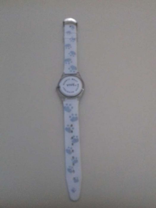 Relógio marca vive water resistant