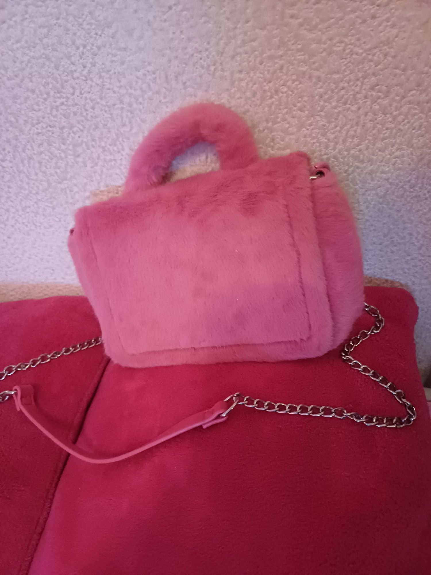 Vende se Mala pêlo  rosa