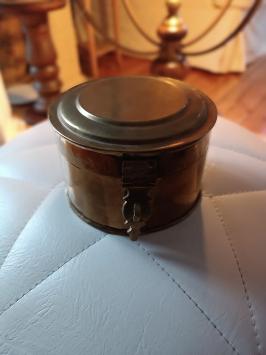 Szkatułka mosiężna antyk