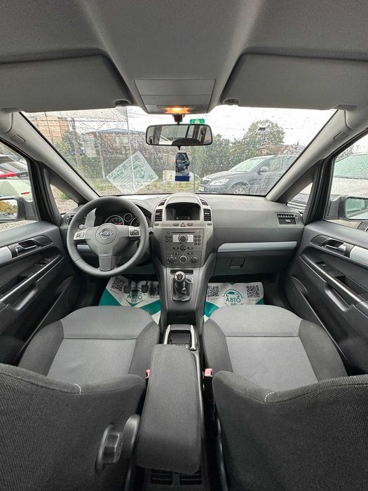 Продам Opel Zafira 2006 рік можлива розстрочка,кредит,обмін!