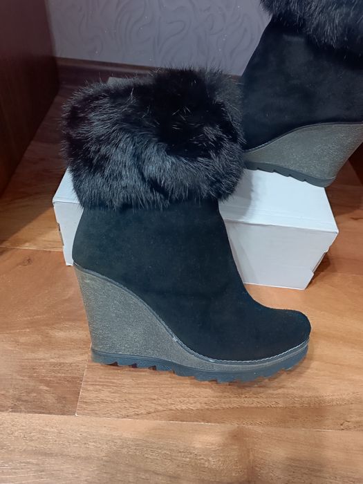 Женская Зимня обувь