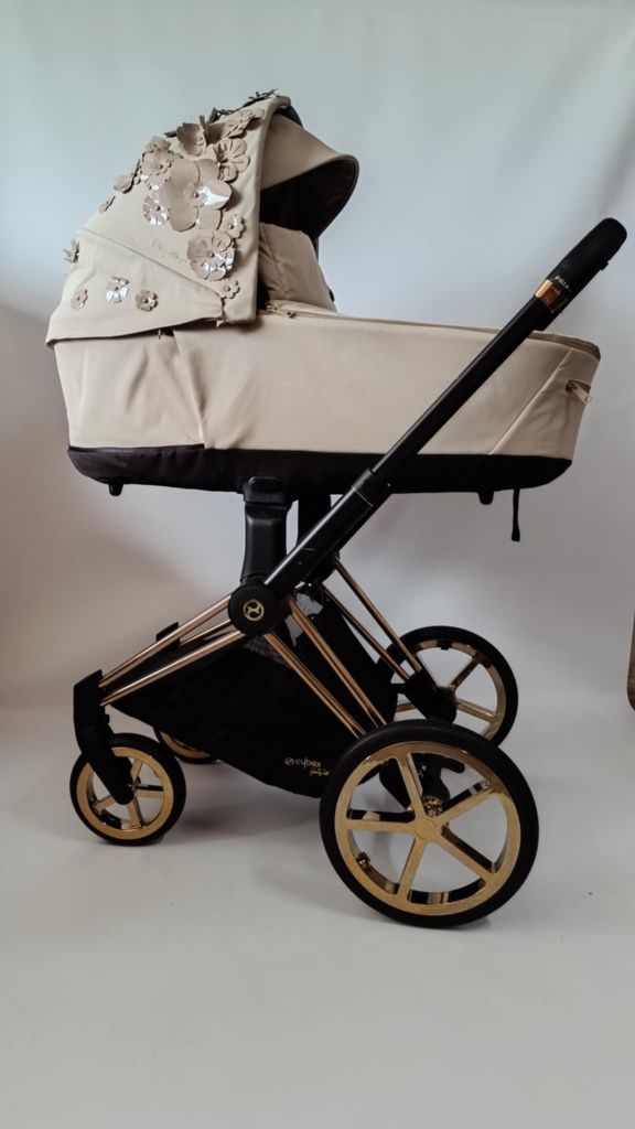 Cybex Jeremy Scott Cherubs Pink+ gondola simply flowers