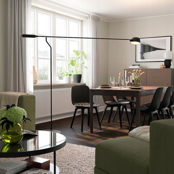 IKEA VAGHOJD Lampa podłogowa LED, można przyciemniać czarny