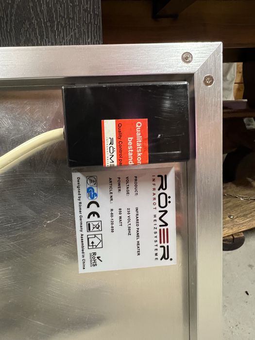 Sprzedam Grzejniki Elektryczne z Termostatami.