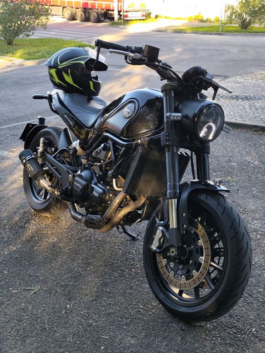 Benelli Leoncino 500