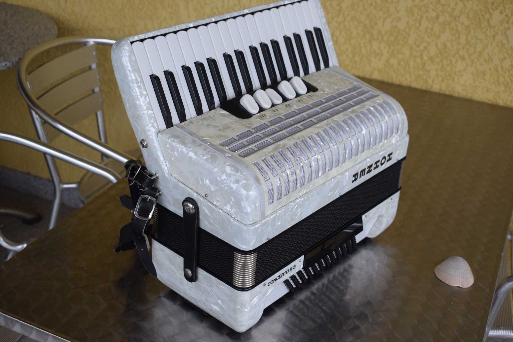 Acordea Hohner Concerto III T 3 Voz 72 Baixos,