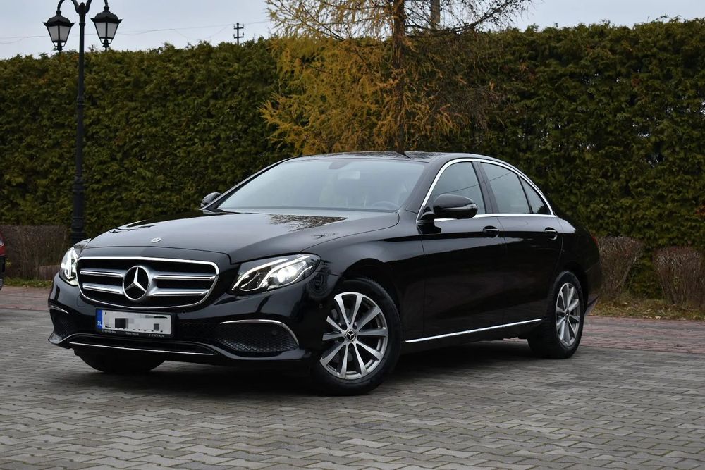 Mercedes-Benz Klasa E Salon Polska / Bezwypadkowy / Faktura / Serwis ASO