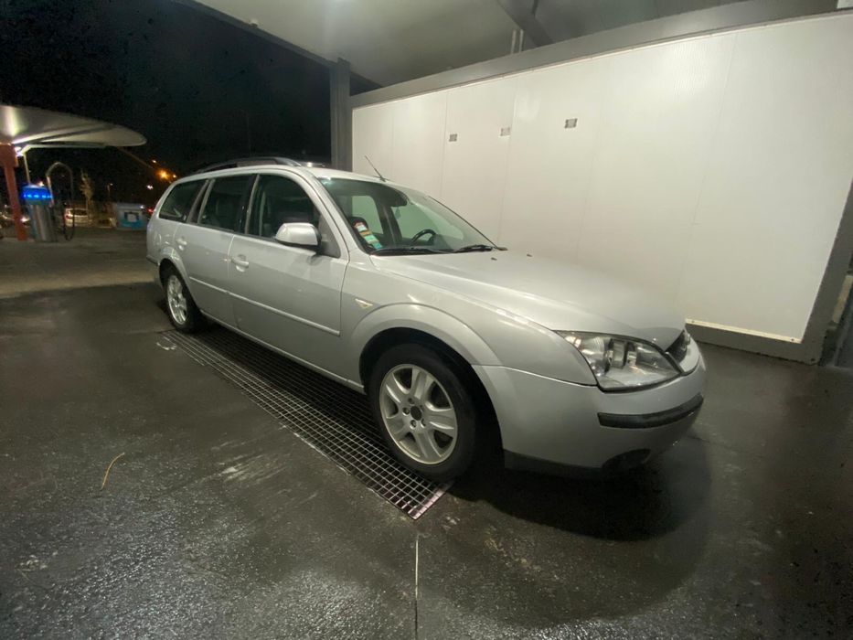 Ford mondeo 1.8 gpl