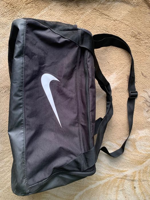 Сумка Nike спортивна