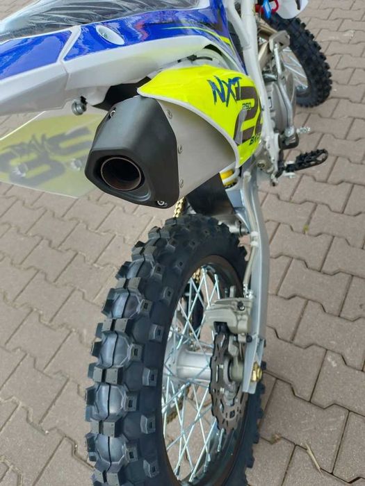 Cross Barton NXT 250 | Duża rama | Lampa przód | Off-Road | Duże Koła