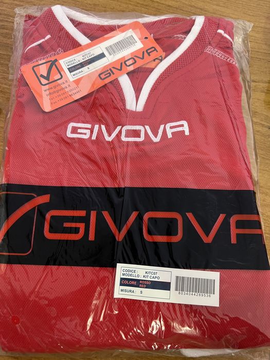 Футбольная форма Givova