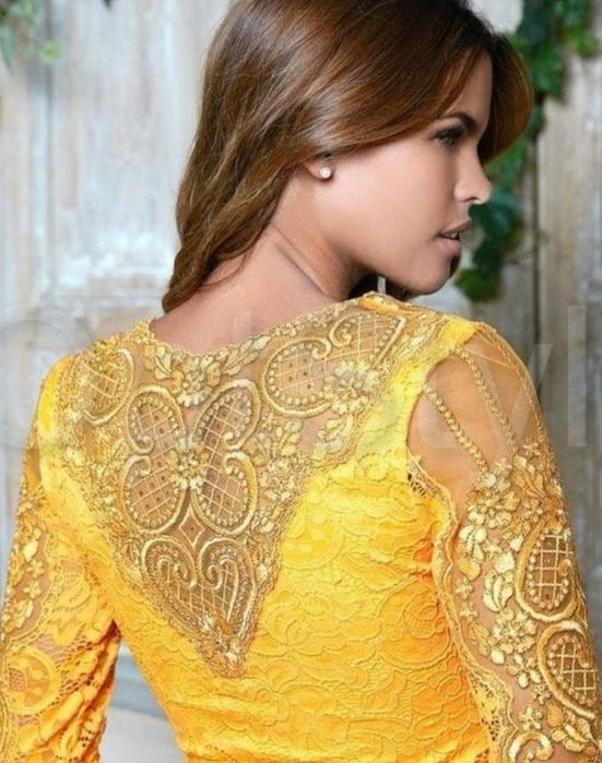 Eden Rose. Топ  Прет-а-Порте. Франция