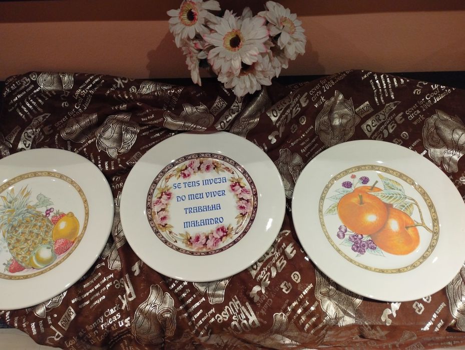 Pratos decorativos