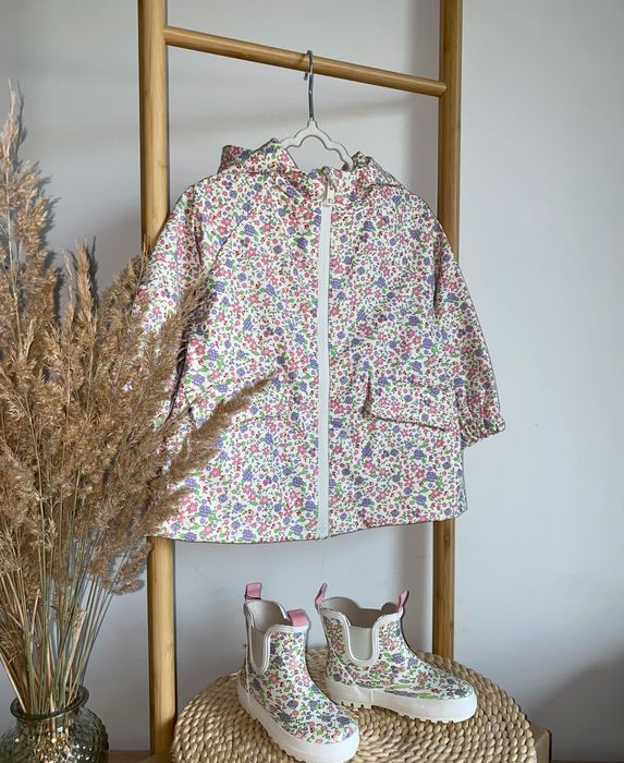 Zara kurka
przeciwdeszczowa iesienna na iesien
na deszcz  86 cm