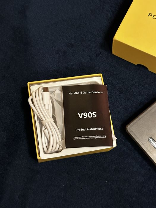 Powkiddy V90S – przenośna retro konsola