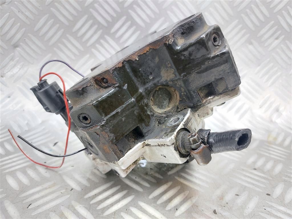 Pompa wtryskowa BMW seria 7 E65 4,0D 258KM M67 01 08r