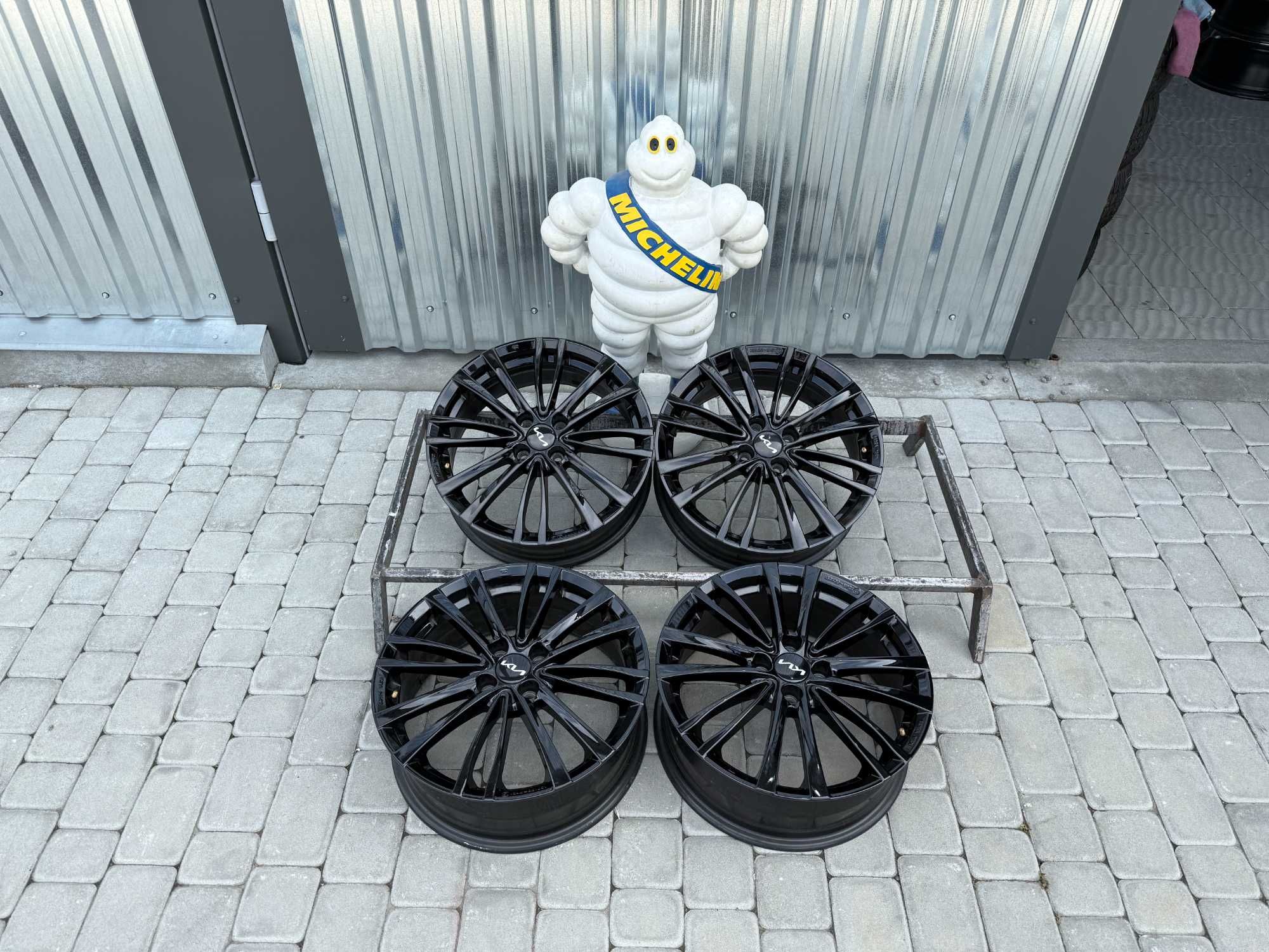 Диски Kia R17 4x100 6,5J ET49 KX Cross Rio X Stonic Mazda2 Hyundai i20