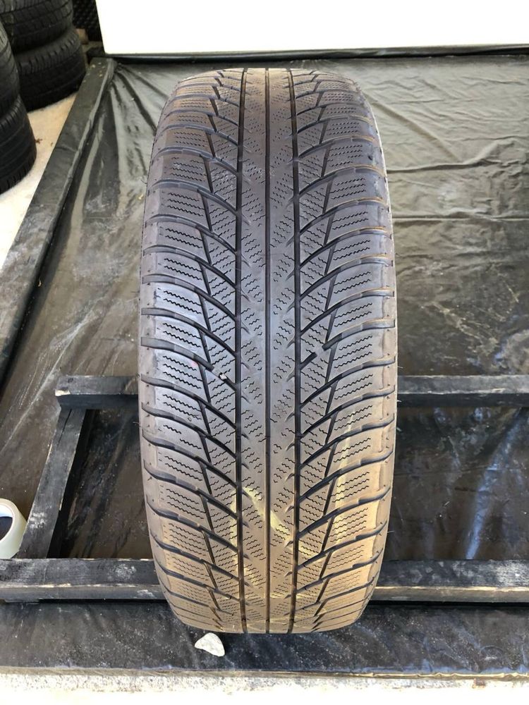 Розпаровка 205/60 r17 Bridgestone Blizzak LM001 2019р (153)