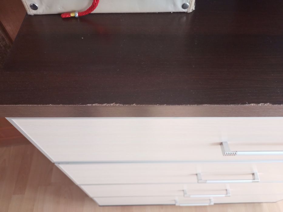 Szafa i komoda  w dobrym stanie