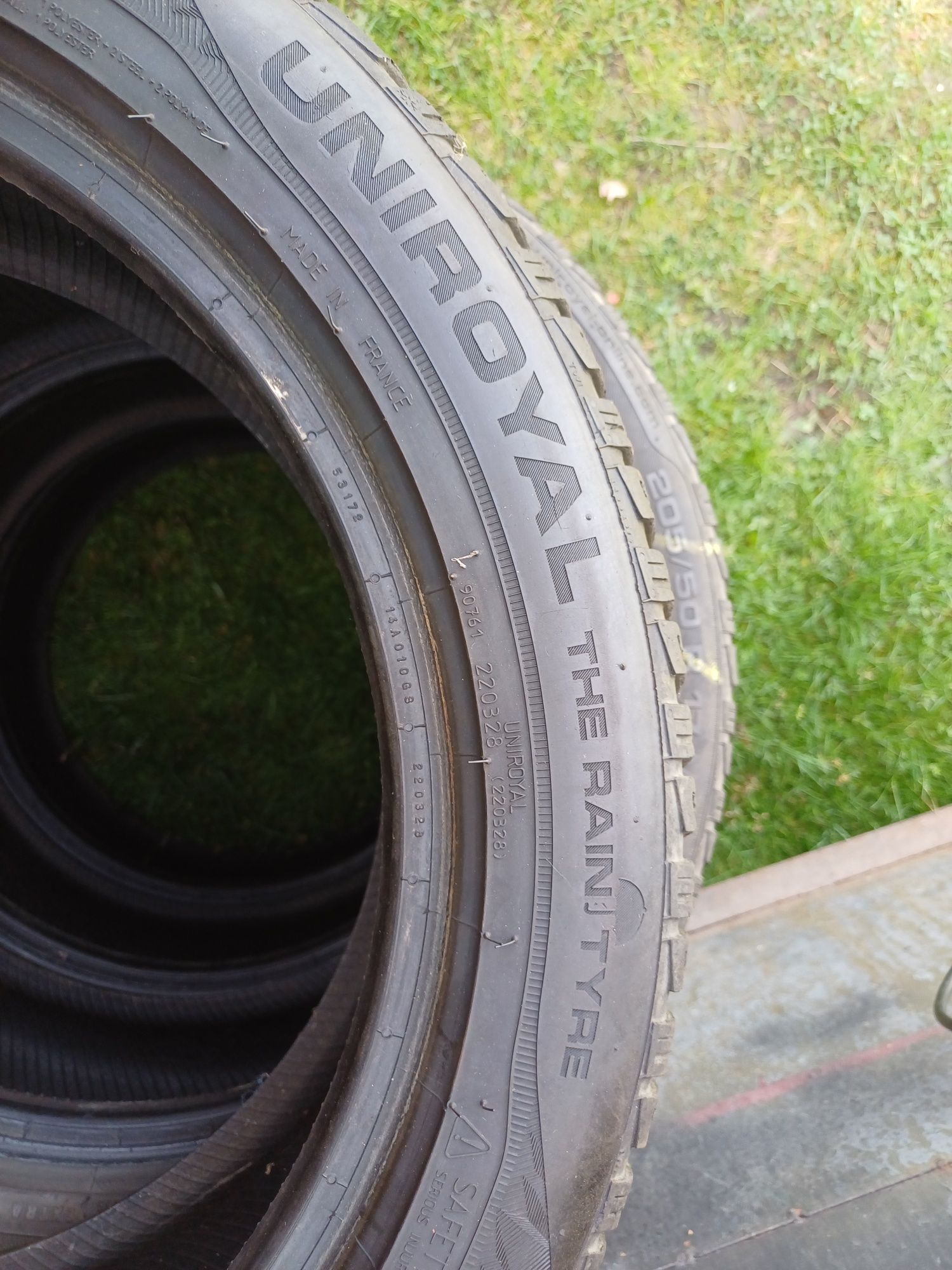 4 Opony wielosezonowe  Uniroyal the rain tyre  205 50 R 17