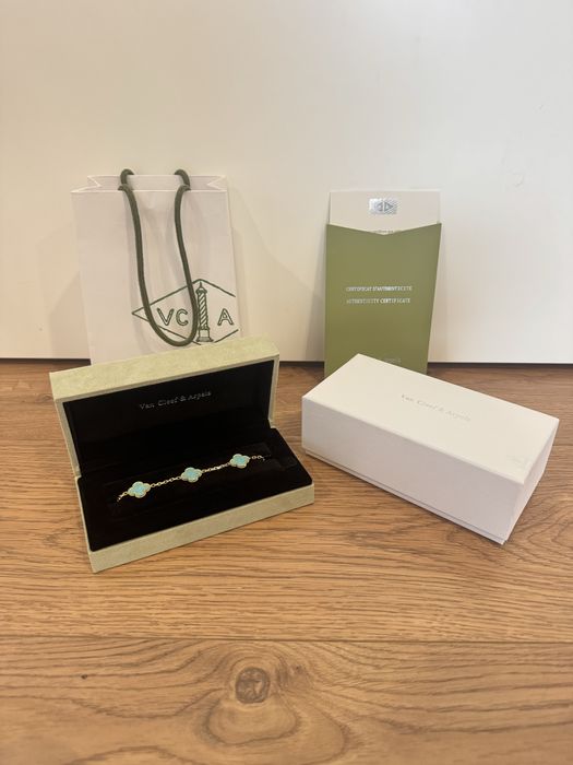 Pulseira Van Cleef & Arples (Verde Água)