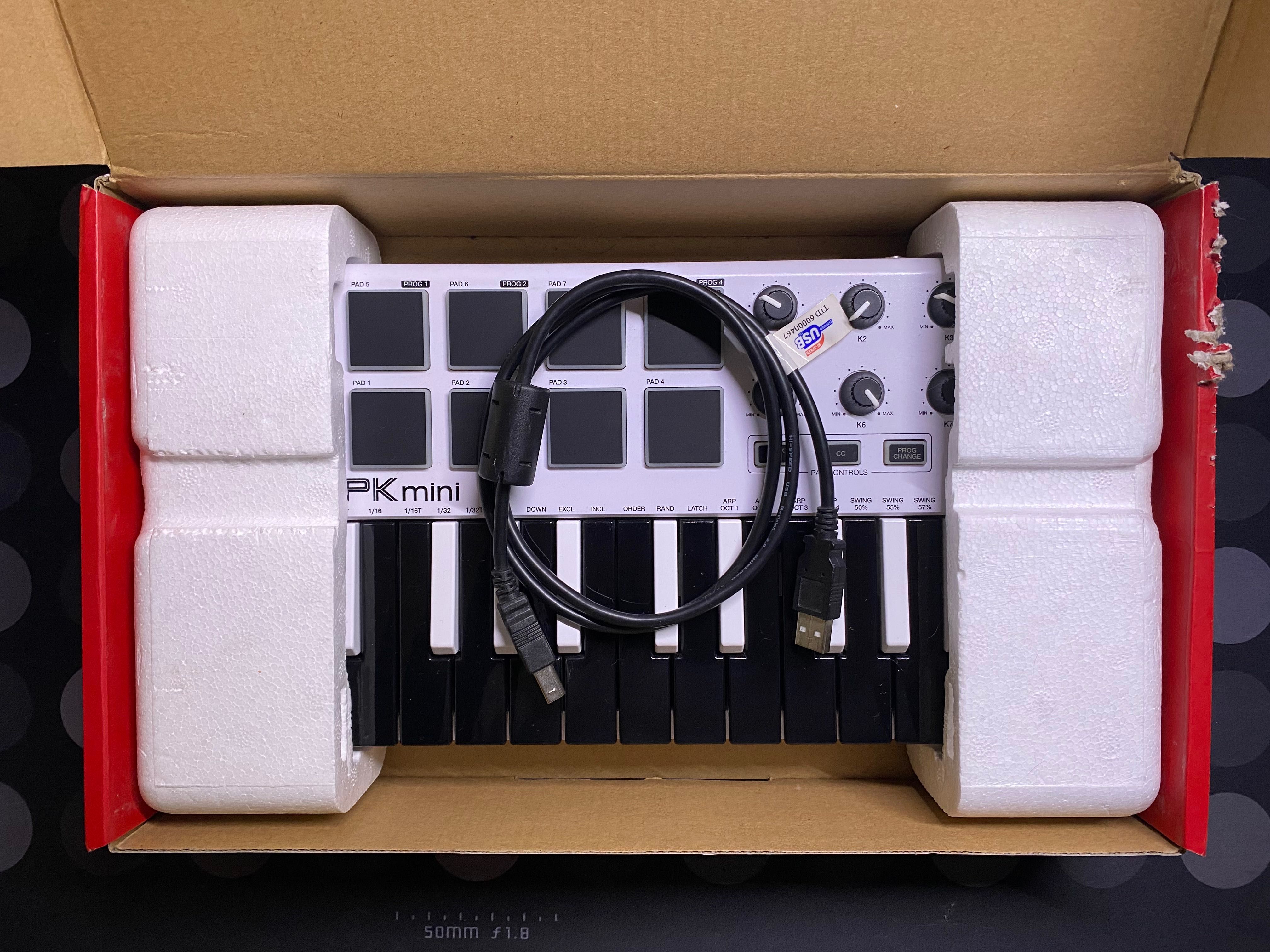 Akai MPK Mini MK2 Special Edition STAN IGŁA