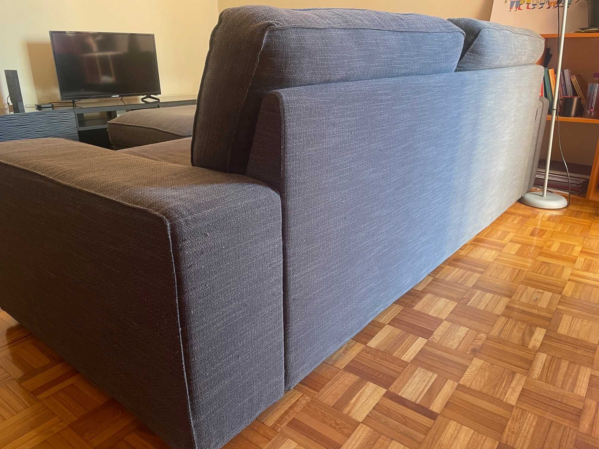 Sofá IKEA KIVIK 3 lugares – 225€ (em bom estado, capas removíveis)