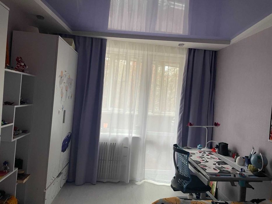 59000 пр.ГАГАРИНА 45а Продам Укомплектованную 3 комн кварт,3 этаж!AS