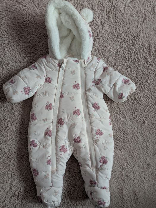 Kombinezon niemowlęcy dla dziewczynki rozm 56 cm- 62 cm