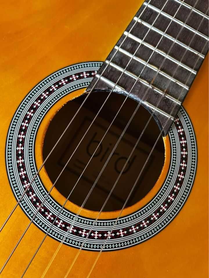 Guitarra Clássica praticamente nova