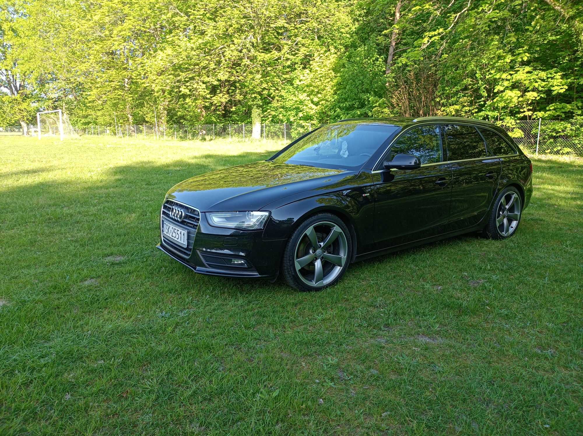 AUDI A4 2.0TDI 177KM/S-Line/Bezwypad/Orginal/Bixenon/19''Rotory