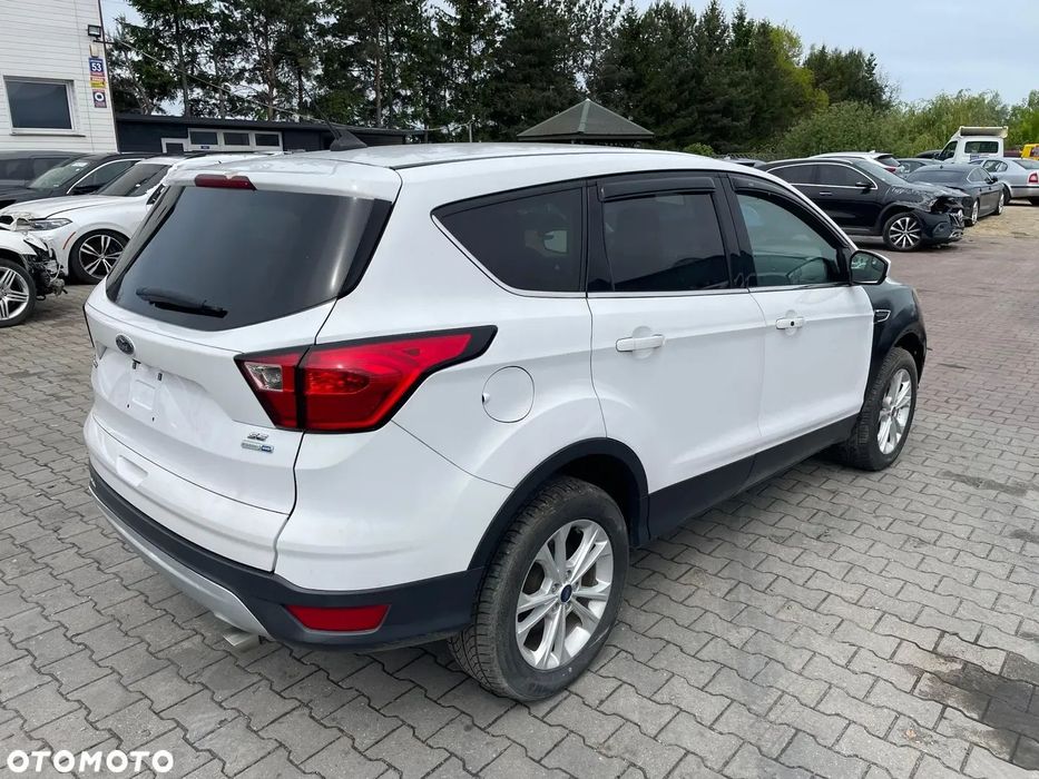 Ford Kuga Ford Kuga 2.0l 4x4 - Po akcyzie i opłatach Faktura