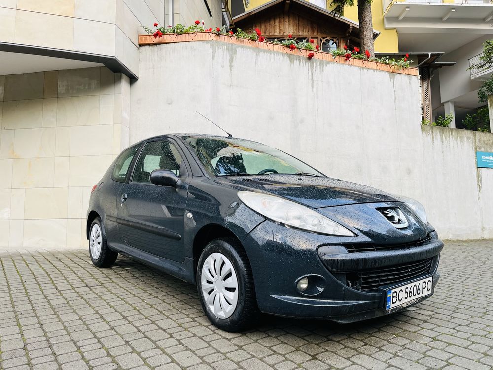 Продаю Peugeot 206+ купе з малим пробігом