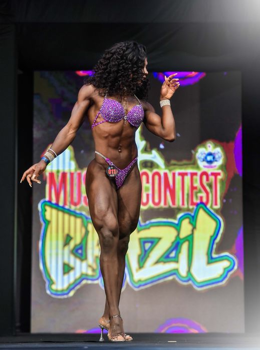 PT Treinamento Feminino, ar livre ou ginásio.