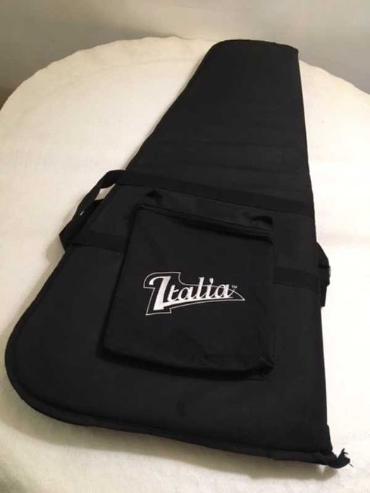 Estojo grande para guitarra Itália novo a estrear.